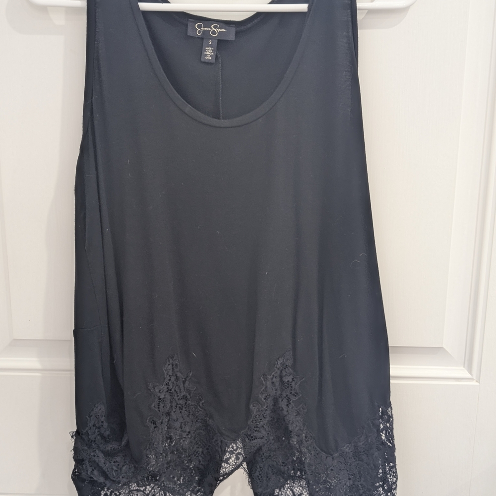 Chic Black Lace Hem Tank Top